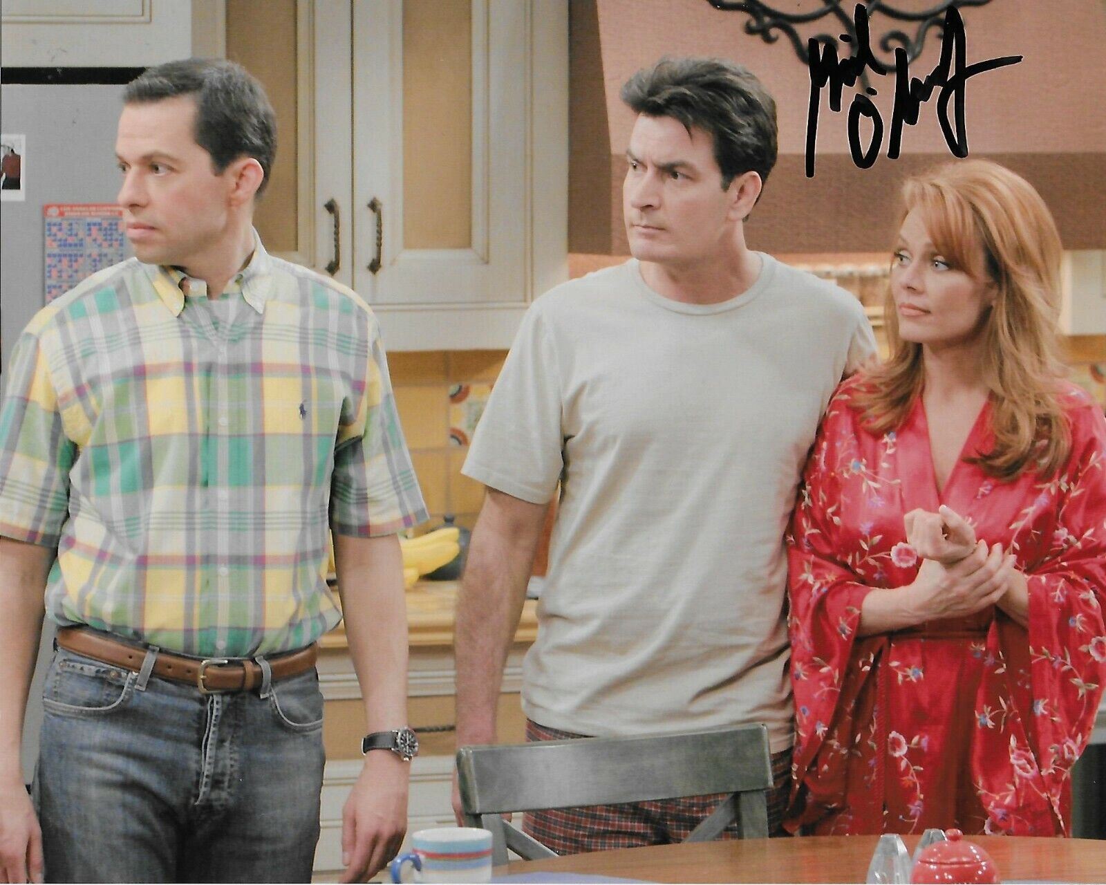 Gail O'Grady Two and a Half Men Original Autographed 8X10 Photo Poster painting