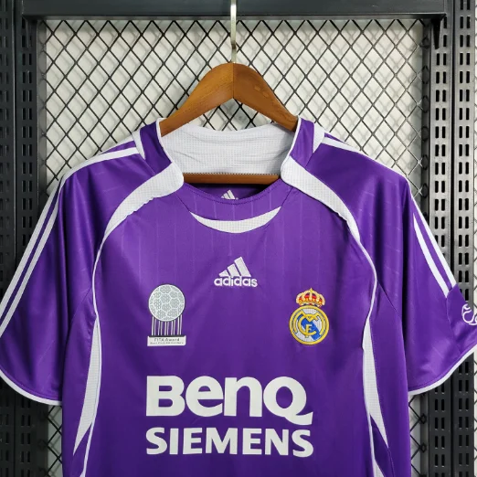 Retro 2006 Real Madrid Purple Football Shirt