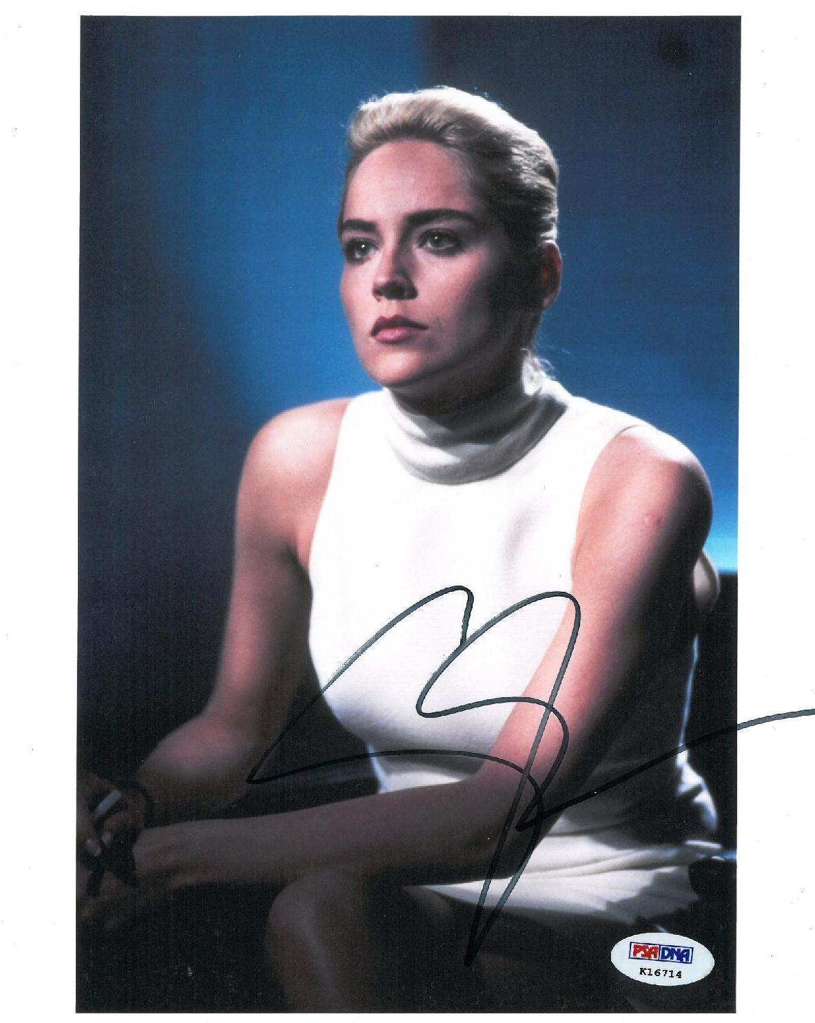 Sharon Stone Signed Basic Instinct Authentic 8x10 Photo Poster painting (PSA/DNA) #K16714