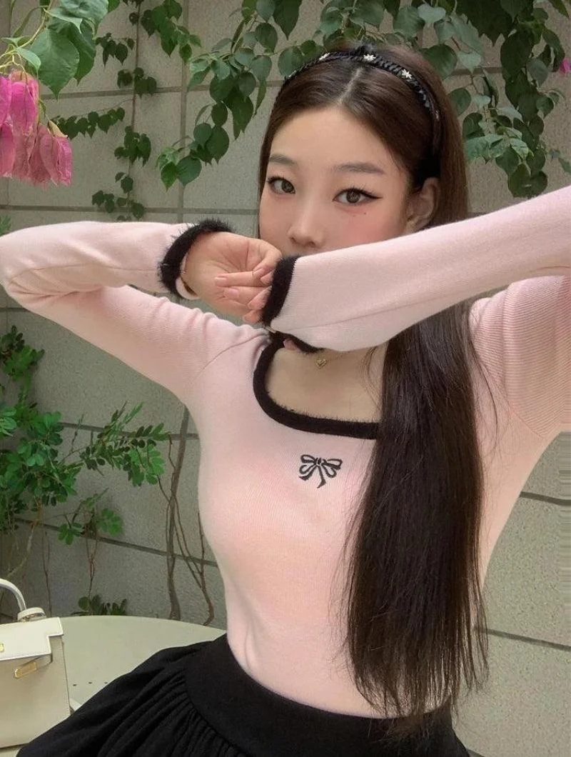 Brownm Bow Fluffy Neck Top