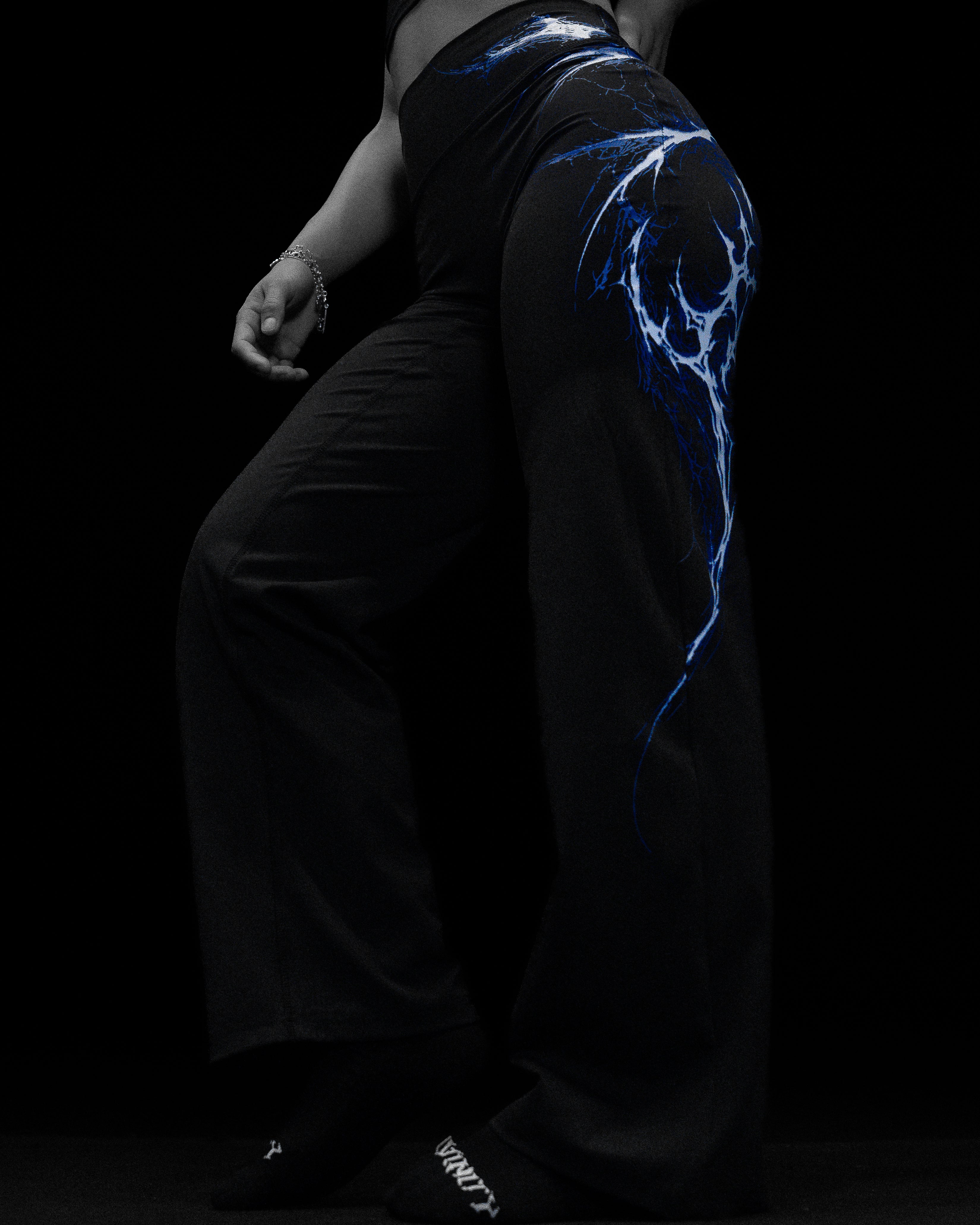 Womens Void Tech™ Voltage Flare Leggings [STARLIGHT]