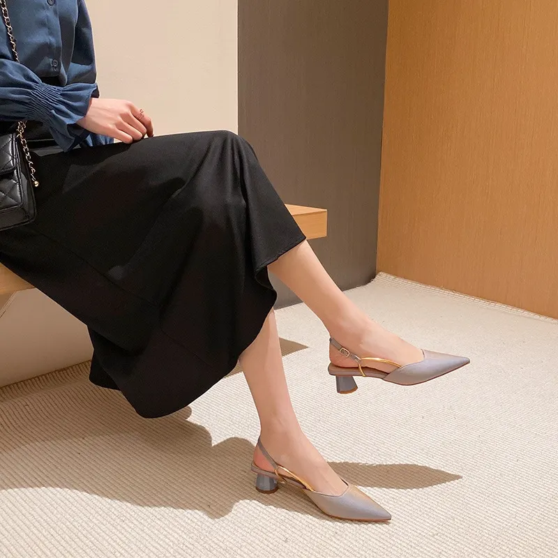 Breakj Breakj Summer New High Heel Head Sharp Fashion Sandals Women's Thick Heel In The Single Shoes
