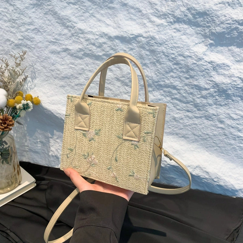 Women’s Medium Pu Leather Solid Color Streetwear Square Zipper Crossbody Bag