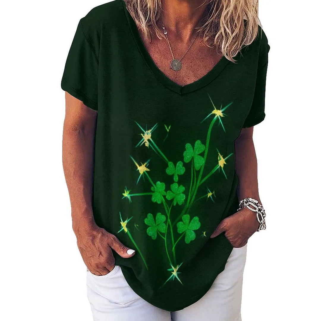 V-neck Short Sleeve Casual T-shirt for  Women Printed with Pattern Green, Clover, St. Patrick's Day, Green