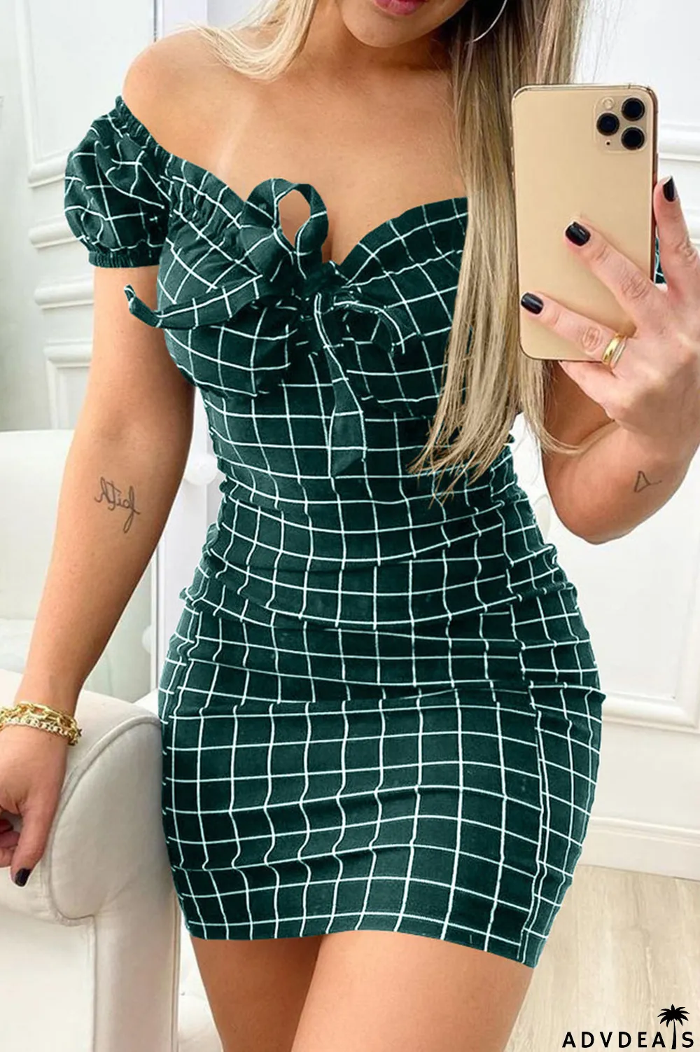 Black Fashion Casual Plaid Print Frenulum V Neck Short Sleeve Dress