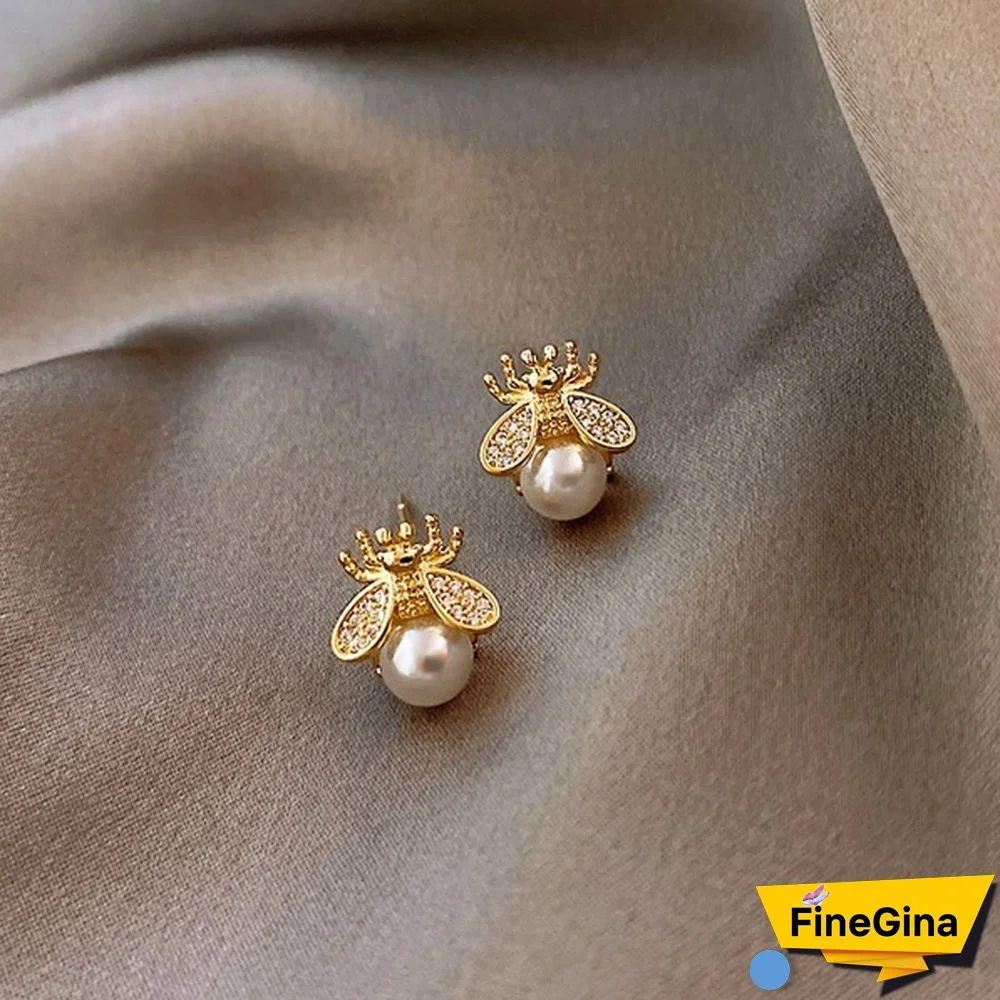 925 Silver Needle Little Bee Pearl Earrings Simple, Small and Cute Fashion Earrings