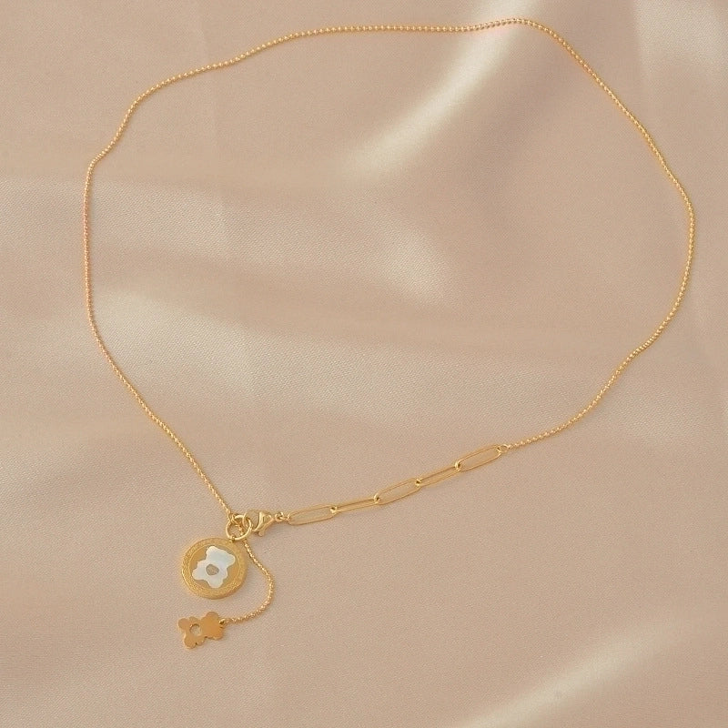 Sweet Minimalist Round Chinese Character Flower Titanium Steel Inlay Rhinestones Shell Pendant Necklace