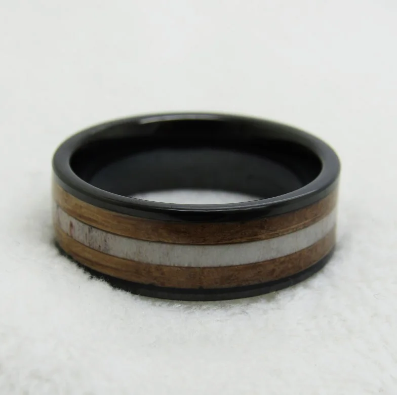 8MM&nbsp;Flat Retro Black Sides Tungsten Carbide Rings With Wood Paneling And Antler In The Middle Womens Or Men