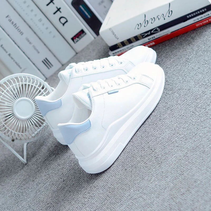 Fashion White Shoes for Woman Women Casual Loafers Fashion Sneakers Women Warm Low-cut Shoes Ladies New High Quality  Shoes