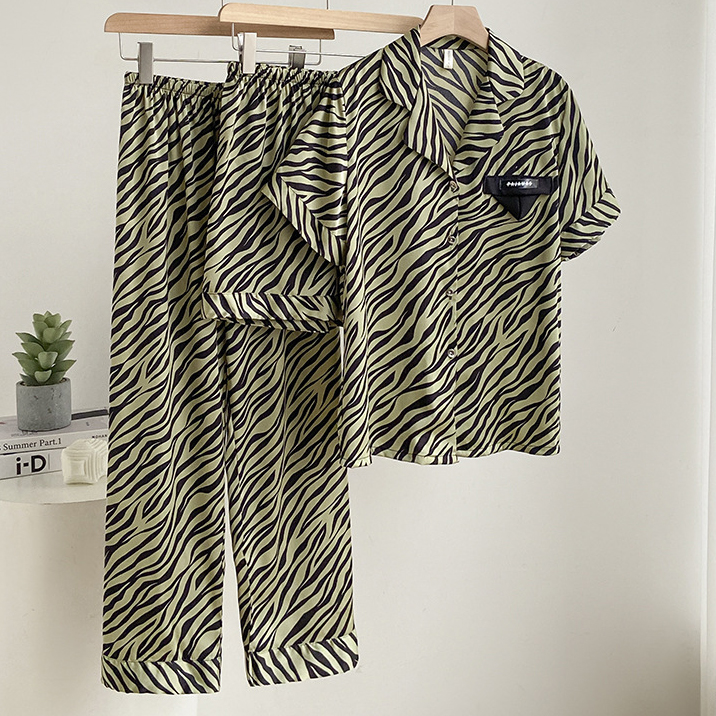 Bayuyun Female Pajamas 3PCS Sleepwear Sweet Print Strawberry Satin Trouser Suits Pijamas Lingerie Loose Casual Home Clothes Loungewear