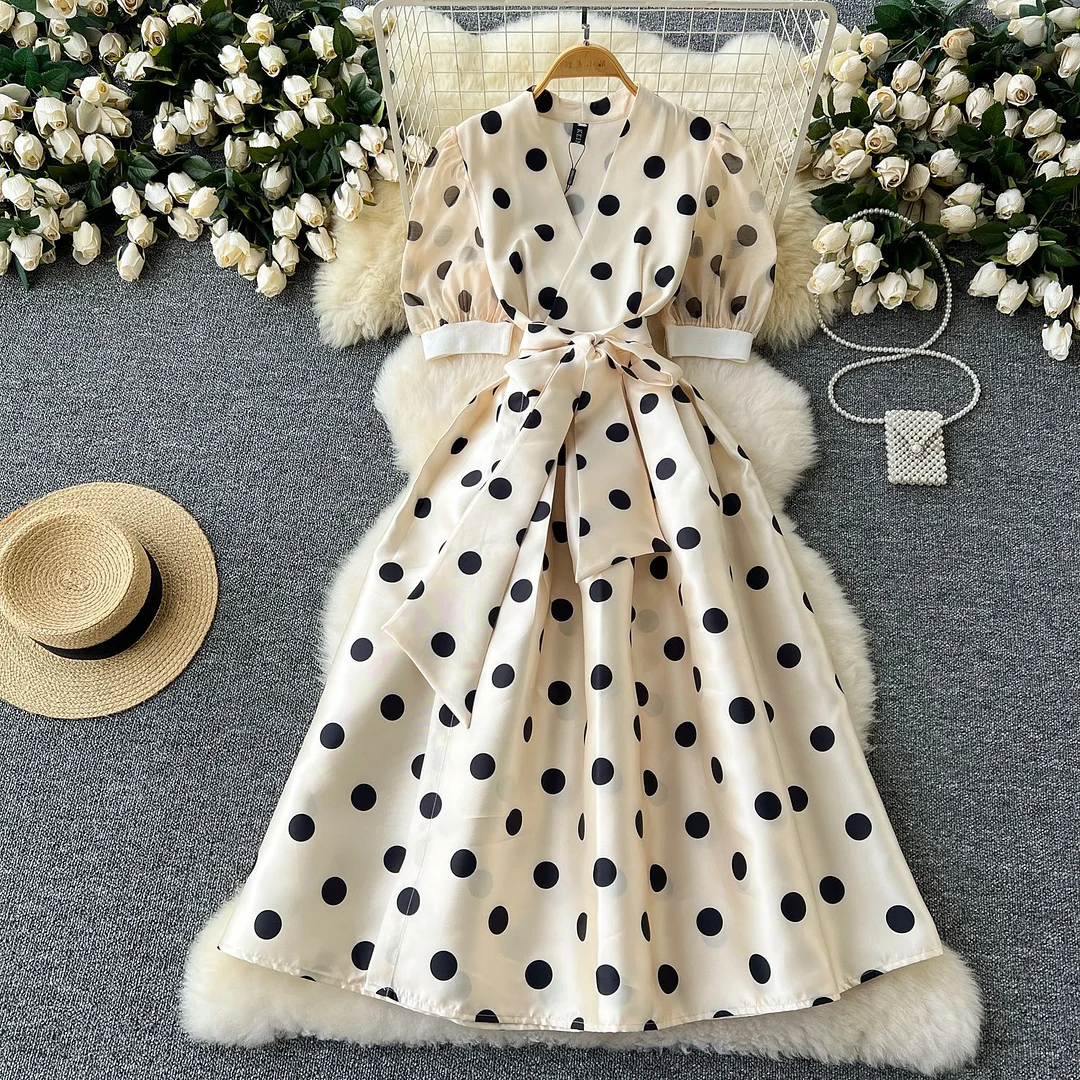 Nigikala Nigikala Dress Female High-End Light Luxury Famous Bubble Bubble Sleeve Dress Design Feel Waist Strap Fluffy French Dress