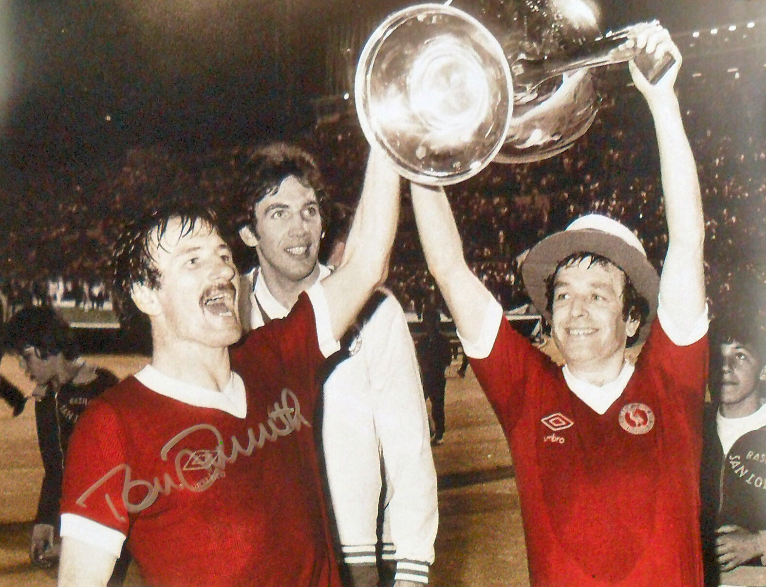 TOMMY SMITH SIGNED LIVERPOOL 16x12 EUROPEAN CUP 1977 Photo Poster painting COA PROOF KOP LEGEND