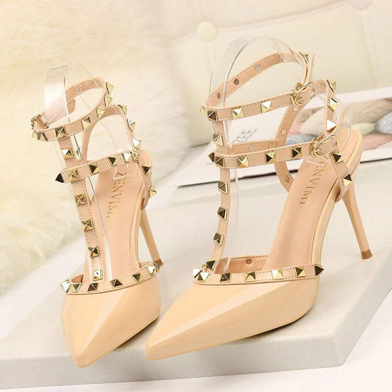 Rivet High Heels Luxury Designer Women Shoes Ladies Pumps Sexy Spring Summer 2021 Fashion Sandals Office Dress White Black Shoes