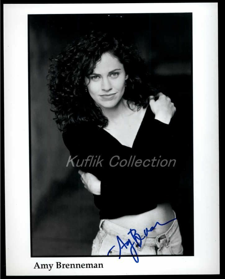 Amy Brenneman - Signed Autograph Headshot Photo Poster painting - Judging Amy - Actress