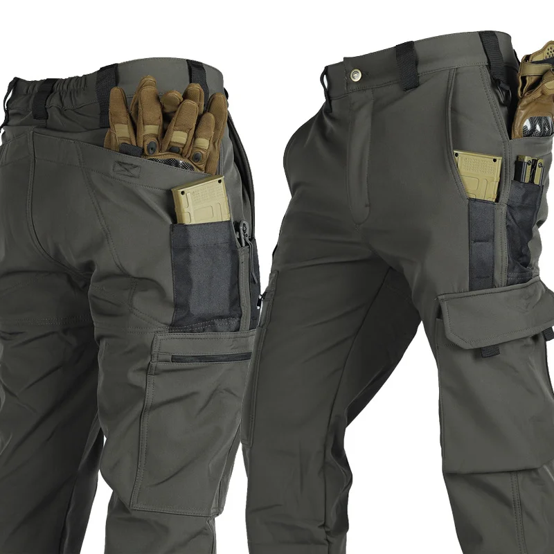 Taktische Arbeitshose f&uuml;r Herren, warme, fleecegef&uuml;tterte Wanderhose mit mehreren Taschen, geeignet zum Wandern und f&uuml;r Arbeiten im Freien.
