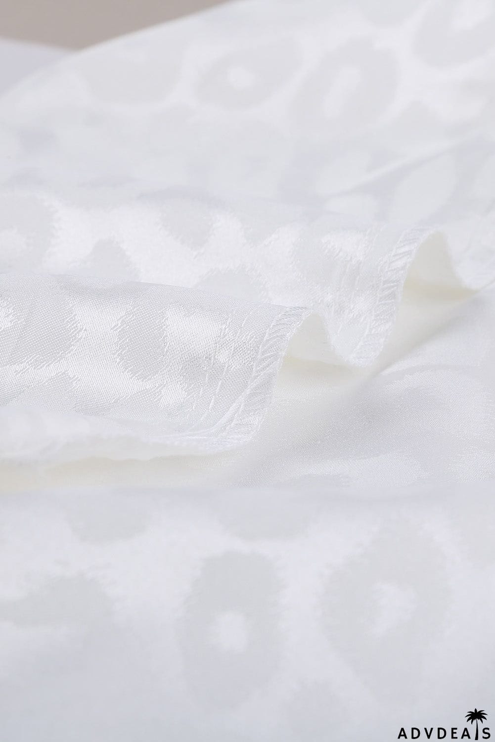 Turn-down Collar Embossed Button Shirt