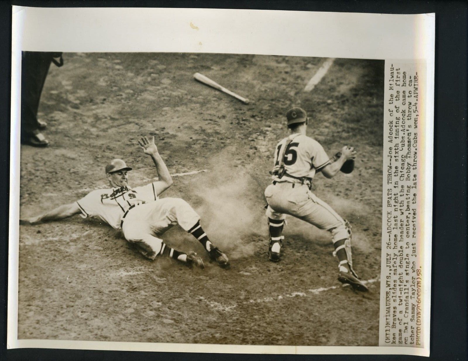 Joe Adcock & Sammy Taylor 1958 Press Photo Poster painting Milwaukee Braves Chicago Cubs