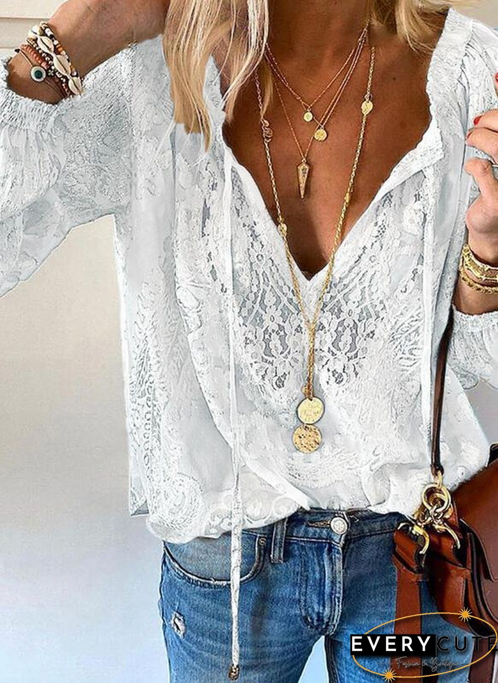 V Neck Lace Pullover Top