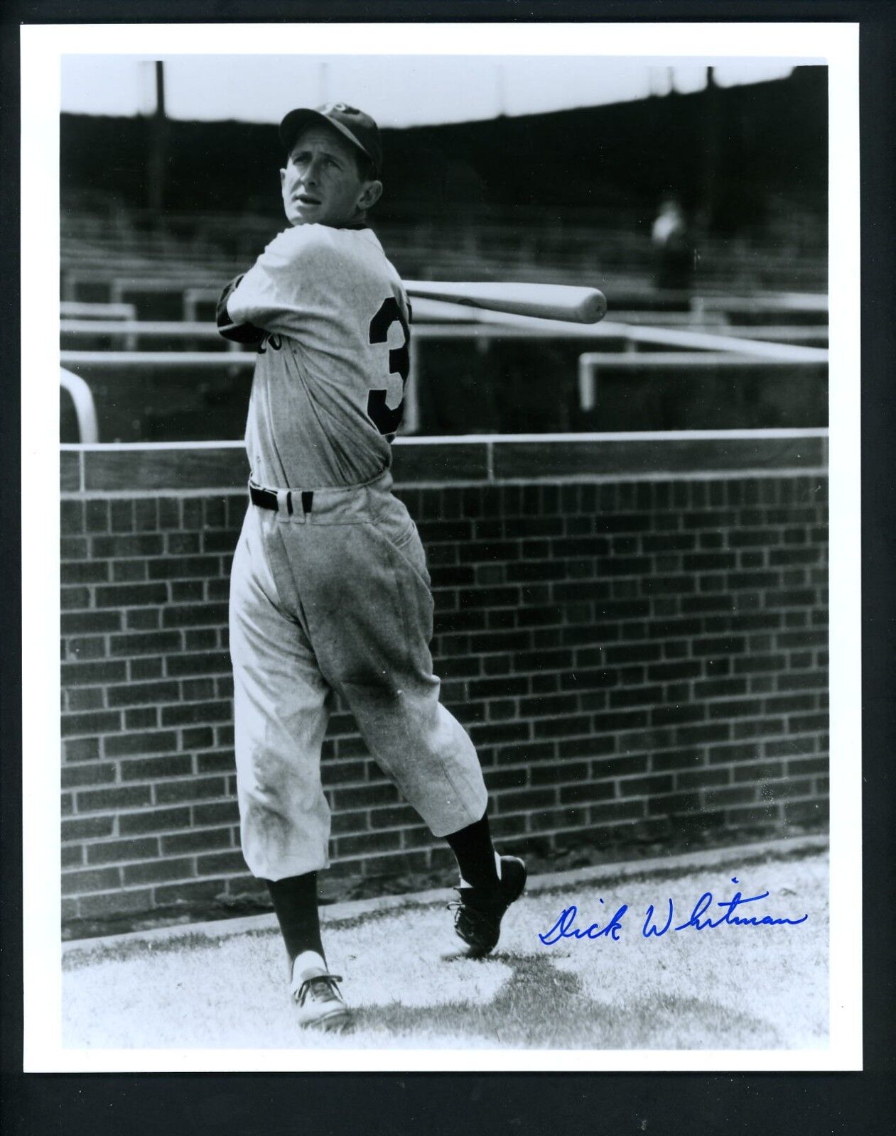 Dick Whitman Signed Autographed 8 x 10 B&W Photo Poster painting Philadelphia Phillies