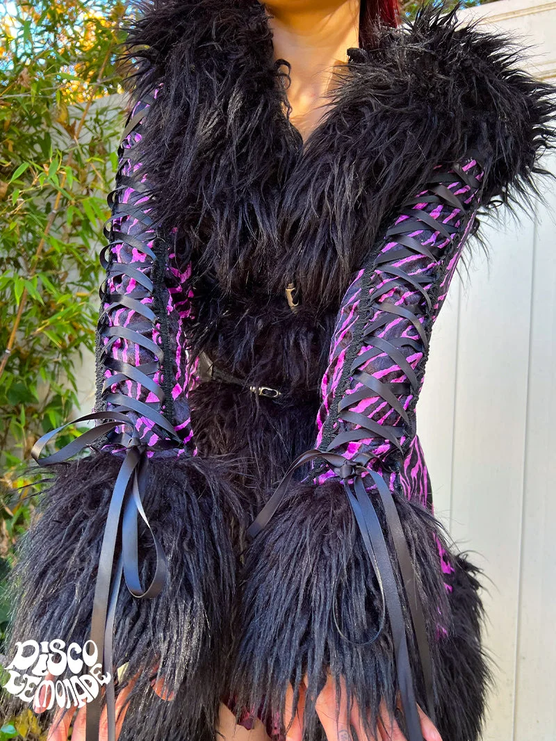 【Versace】Divat r&oacute;ka kab&aacute;t