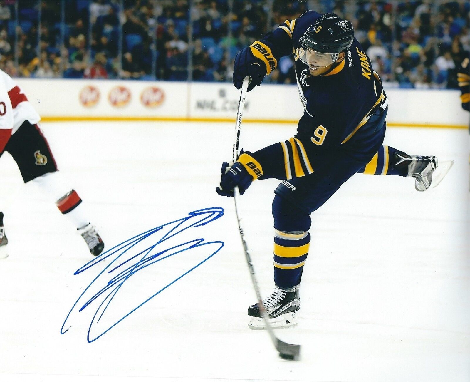 Signed 8x10 EVANDER KANE Buffalo Sabres Autographed Photo Poster painting - COA