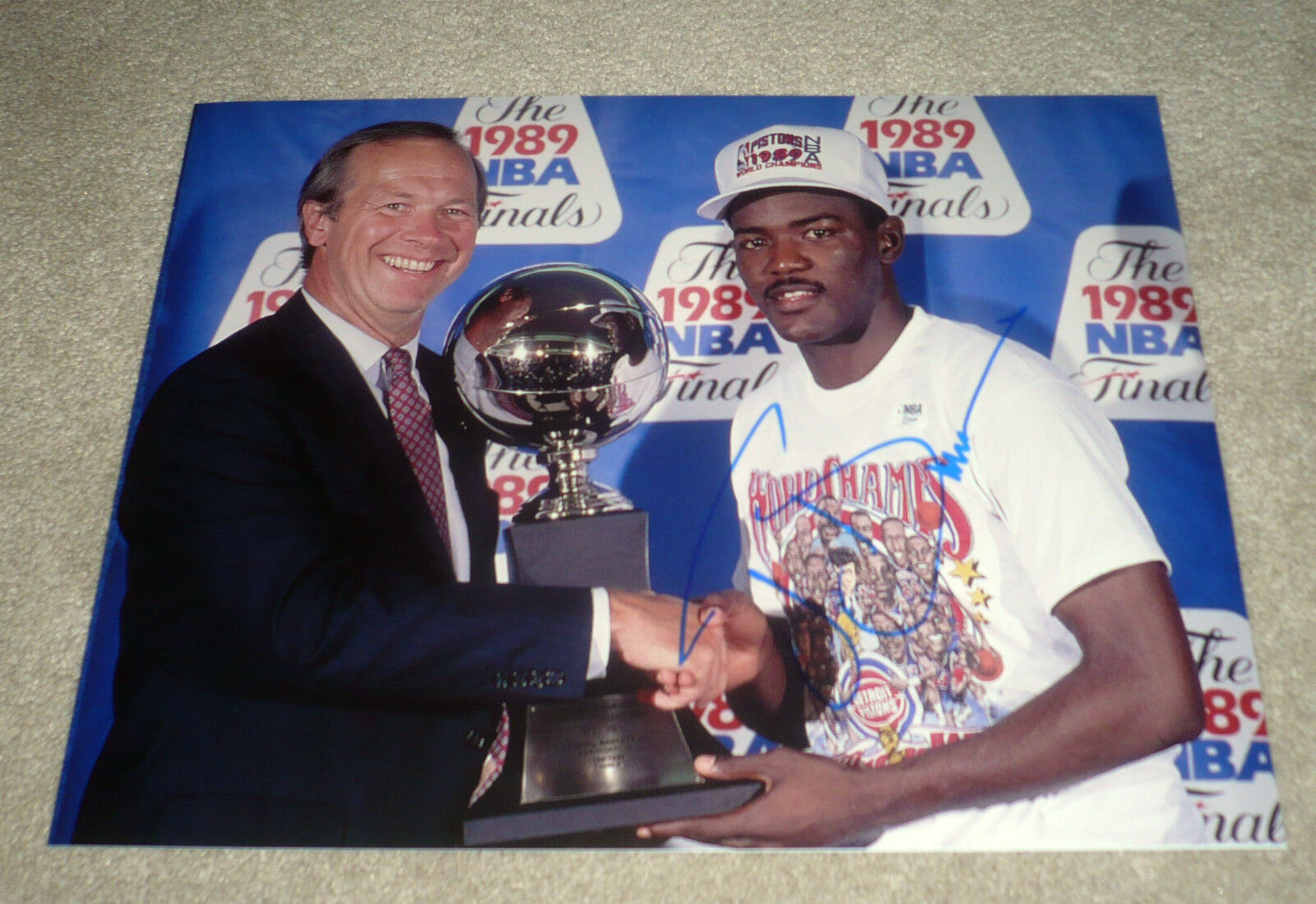 DETROIT PISTONS NBA LEGEND JOE DUMARS SIGNED 11X14 Photo Poster painting W/COA 1989/90 CHAMPIONS