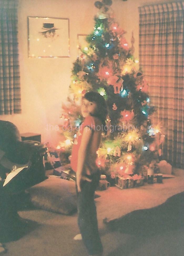 FOUND Photo Poster paintingGRAPH Color CHRISTMAS GIRL Original Snapshot TREE 112 24 M