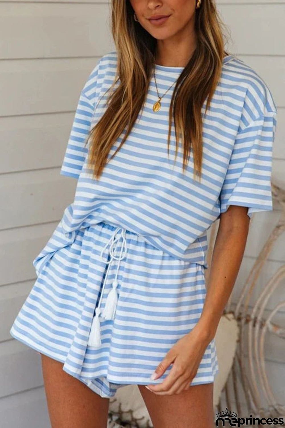 Stripe Print T-shirt and Elastic Waist Shorts Set