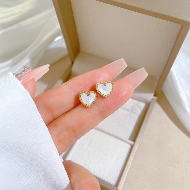 1 Pair Modern Style Minimalist Heart Shape Titanium Steel Ear Studs