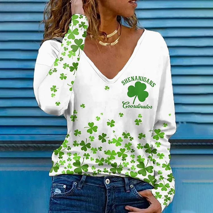 VChics St. Patrick's Day Lucky Clover Print Long Sleeve T-Shirt