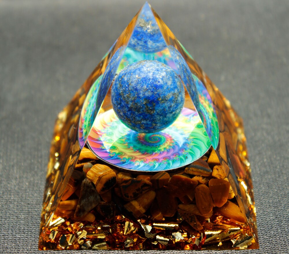 

Orgone Pyramid Chakra - Tiger\ s eye, 501 Original