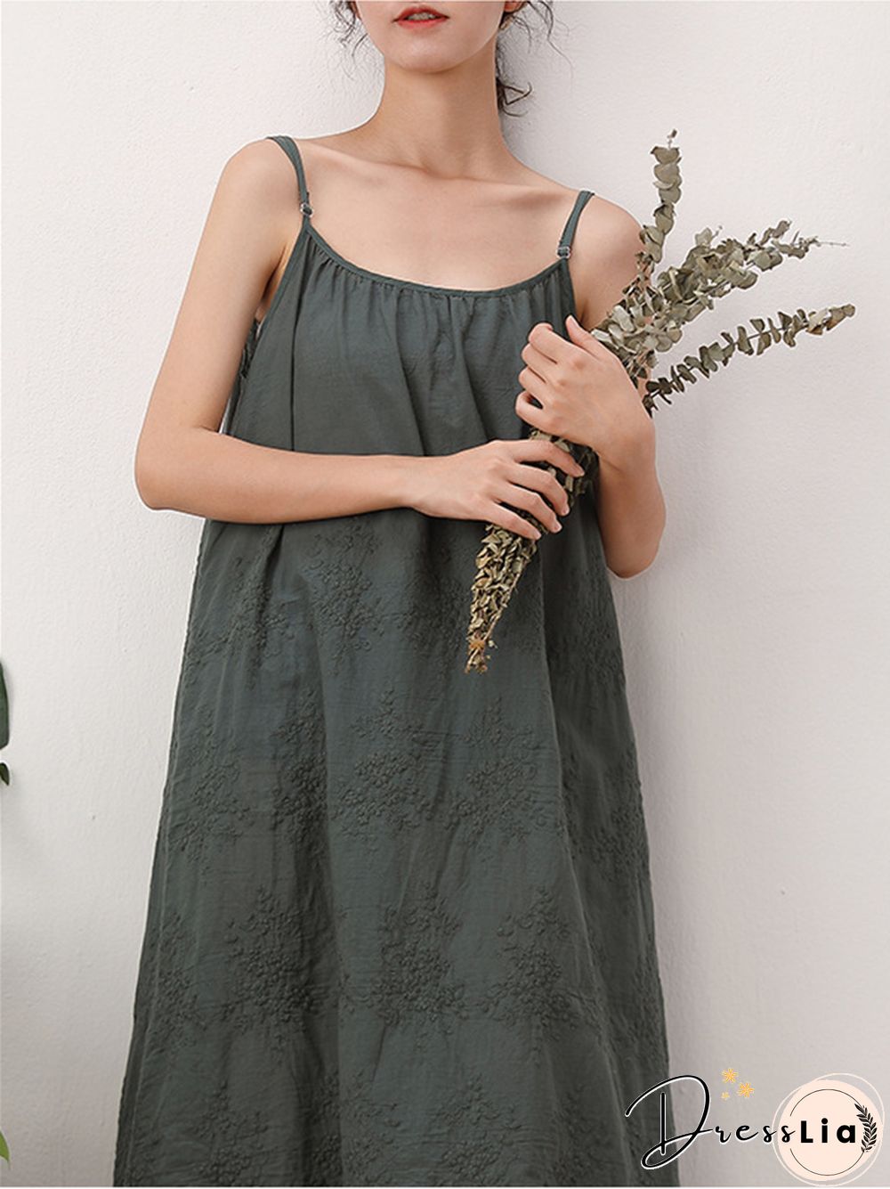 Fresh and Sweet Pure Color Dress Embroidered Loose Cotton Linen Skirt