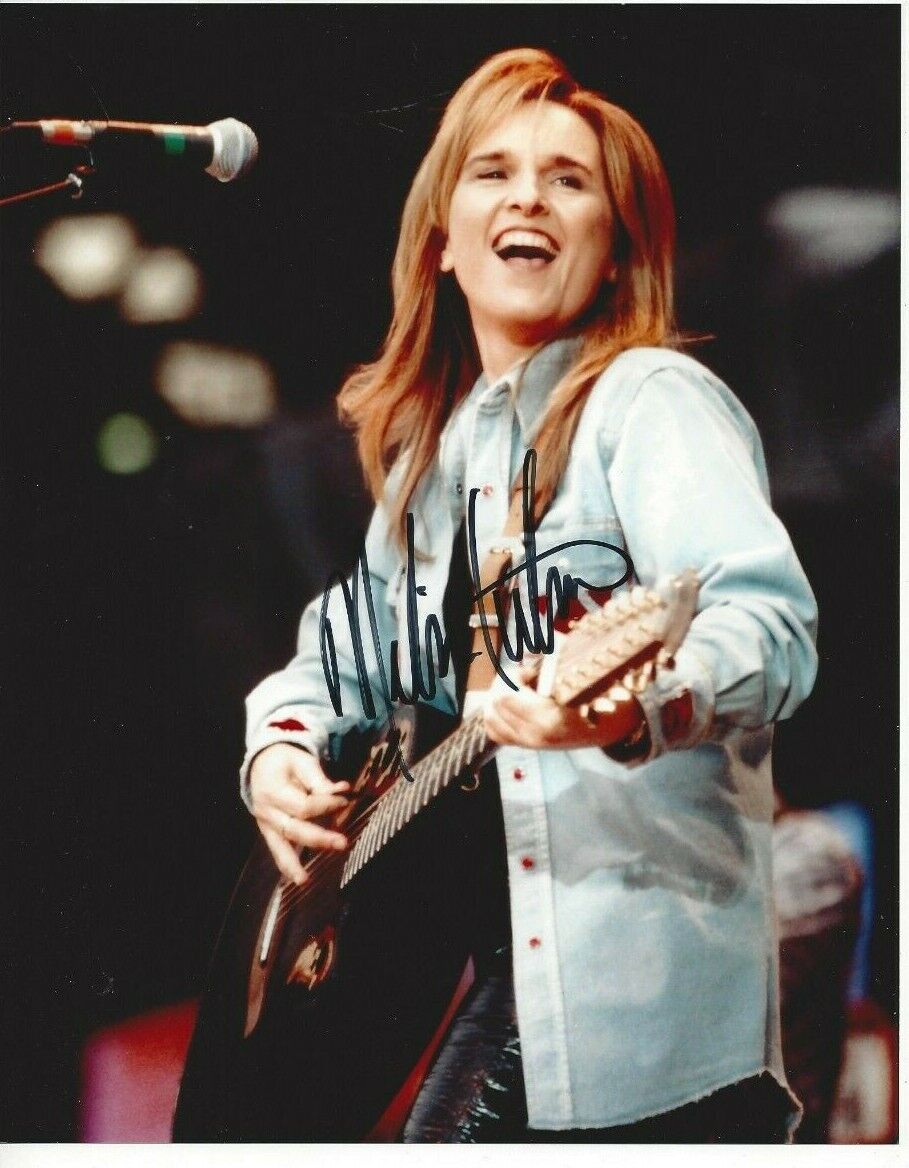 Melissa Etheridge autographed 8x10 Yes I AmC622