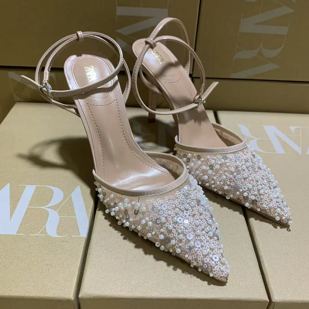 Breakj Breakj Home 2025 New Famous Lumindia Bright Film Fine Heel High Heel Female Sharp Sexy T-Word Head After The Empty Water Drill Sandals
