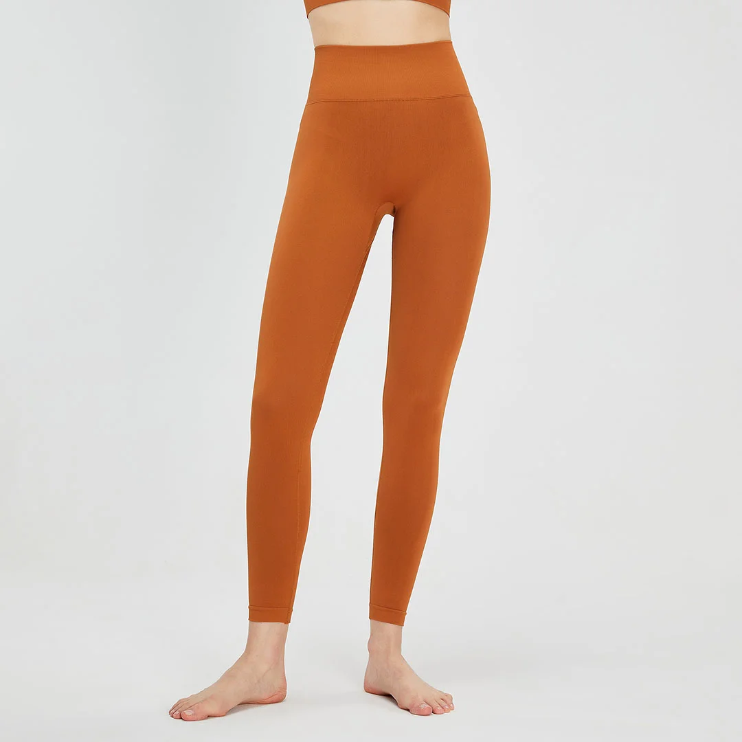 Seamless solid color buttock lift sports capris