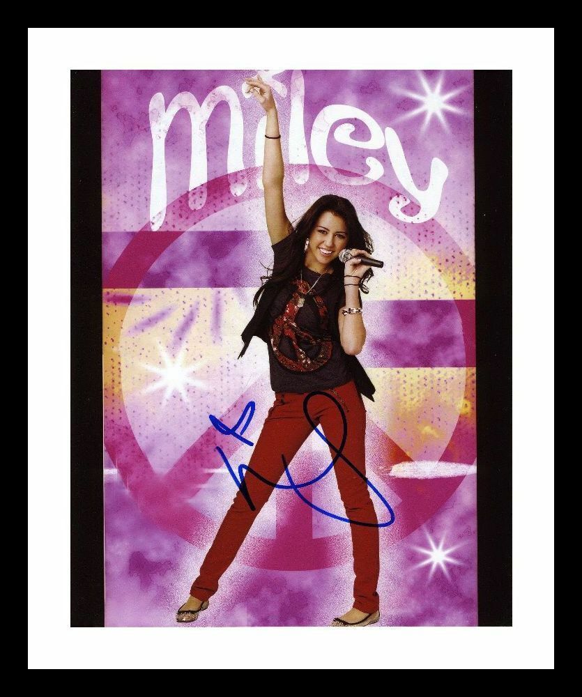 Miley Cyrus Autograph Signed & Framed Photo Poster painting 8