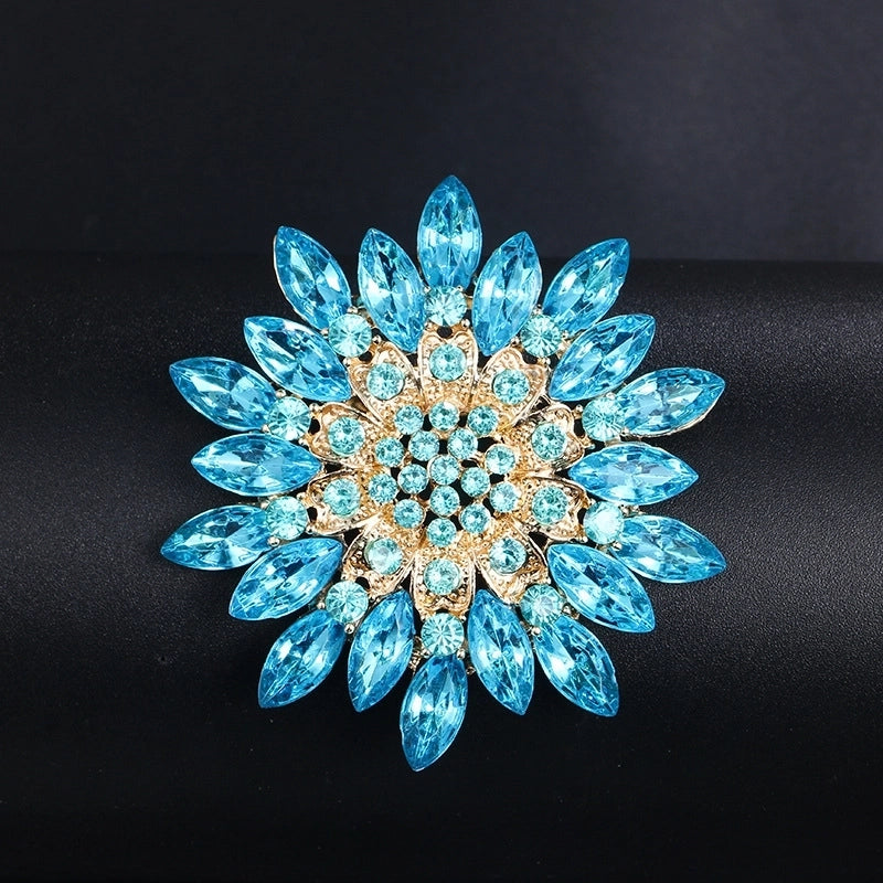 Korean Style Pin Flower Alloy Plating Rhinestones Women’S Brooches