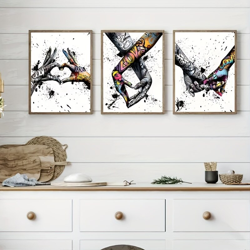 3pcs Graffiti Holding Hands Pictures Canvas Pop Abstract Paintings Living Room Wall Poster Couple Gifts for Home Decor Unframe