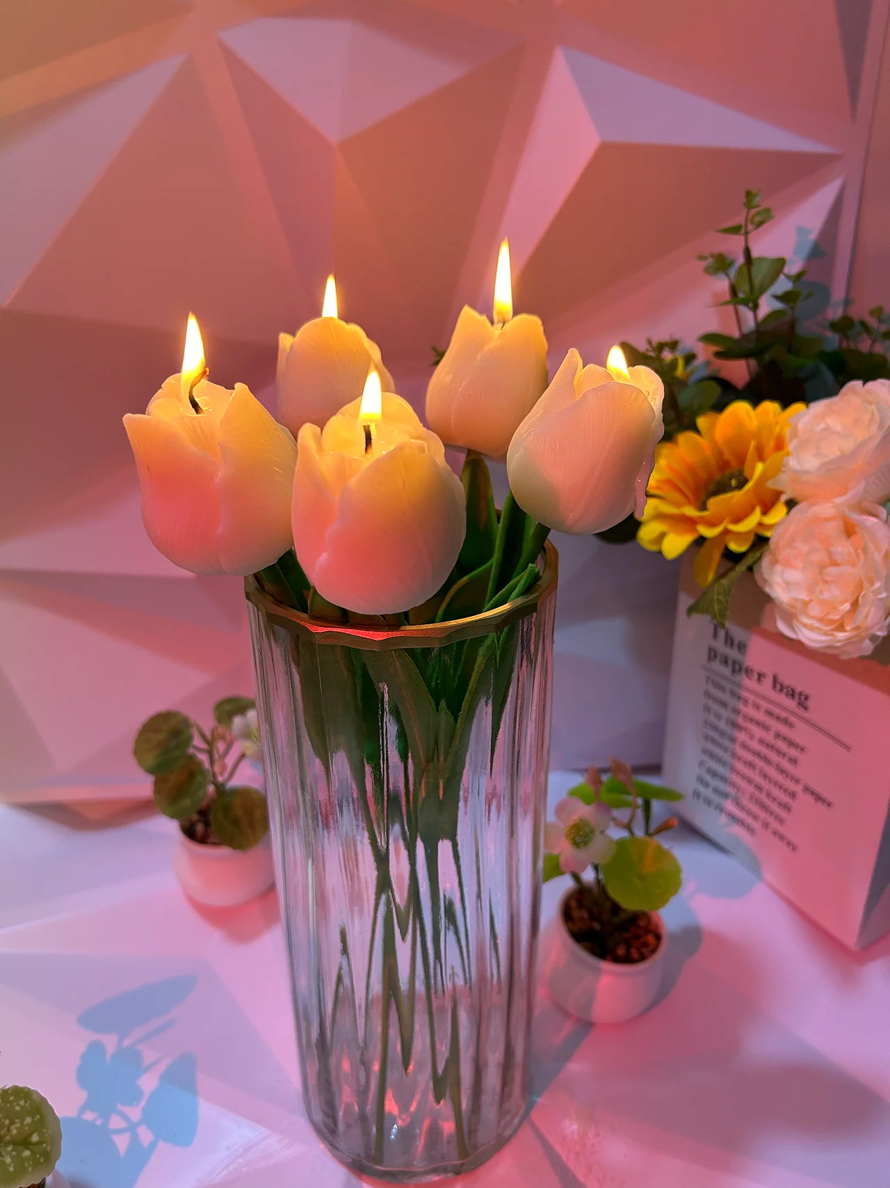 Rose scented candle