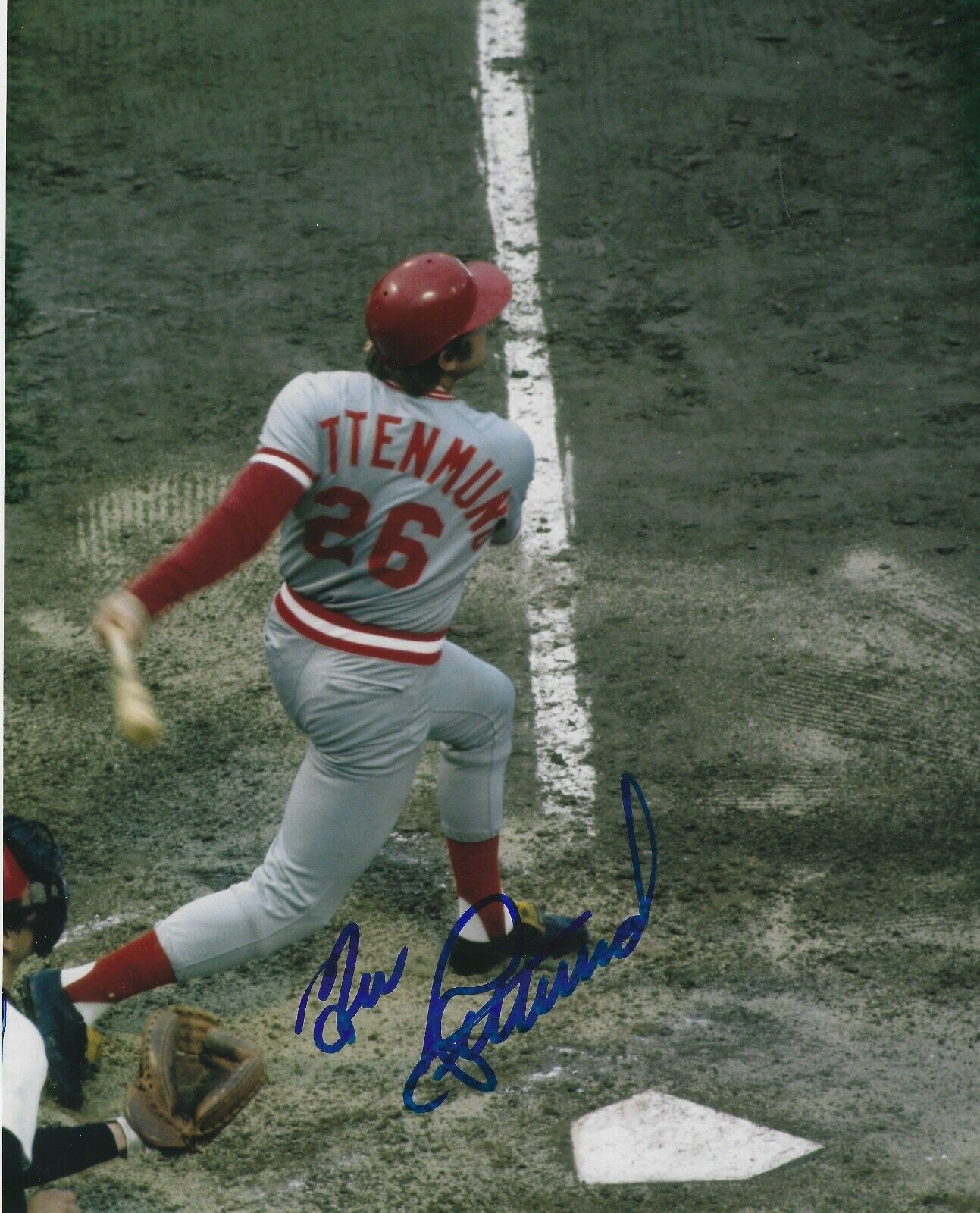 Signed 8x10 MERV RETTENMUND Cincinnati Reds Autographed Photo Poster painting - COA