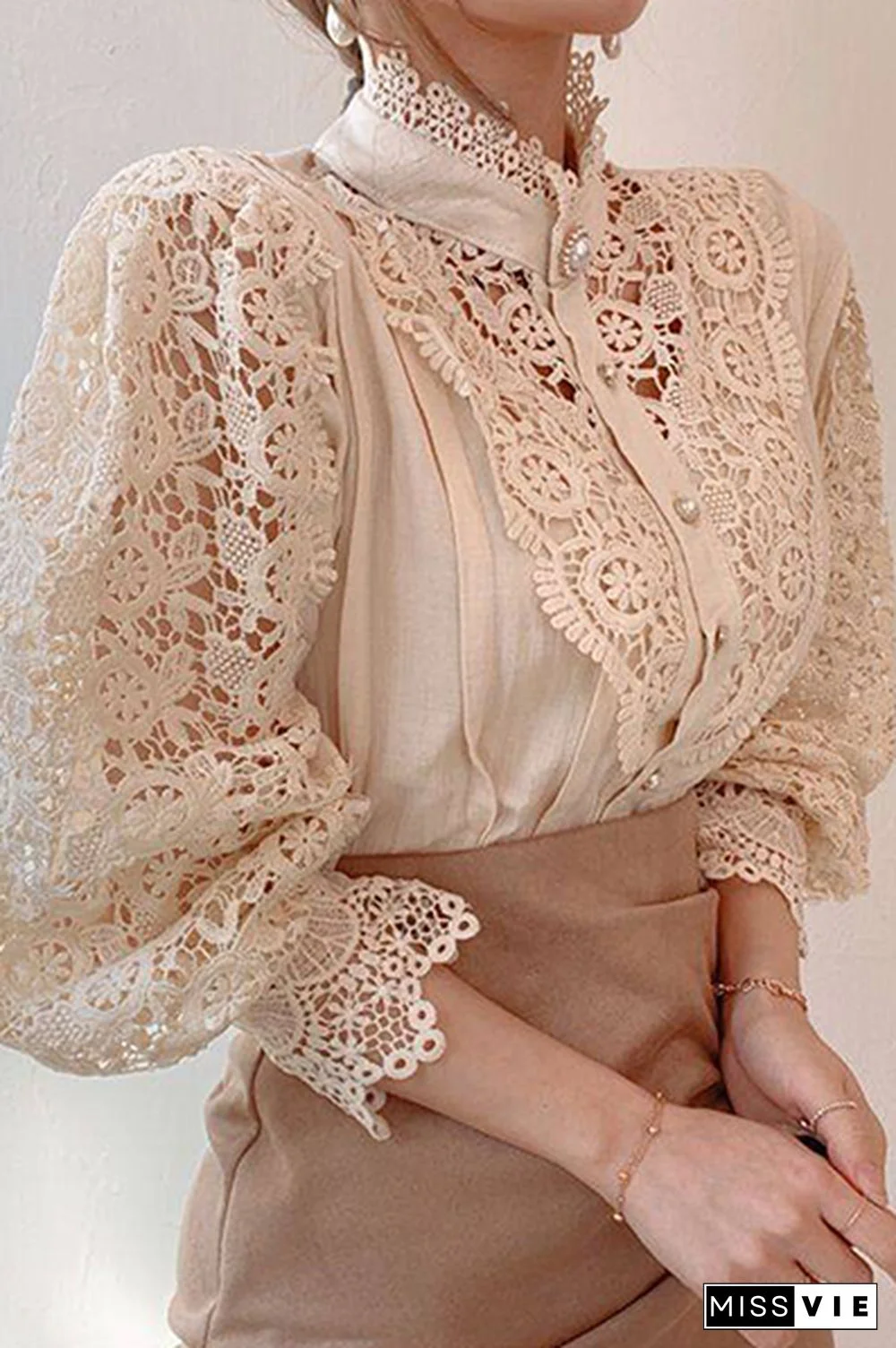 Elegant Patchwork Lace Hollowed Out Buckle Mandarin Collar Blouses(3 Colors)