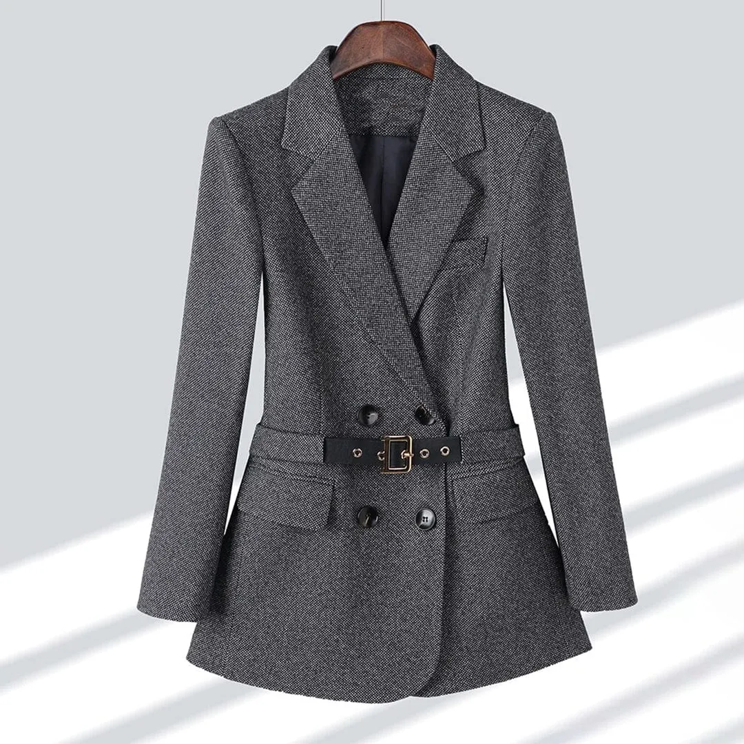 Effortless and Trendy winter garment