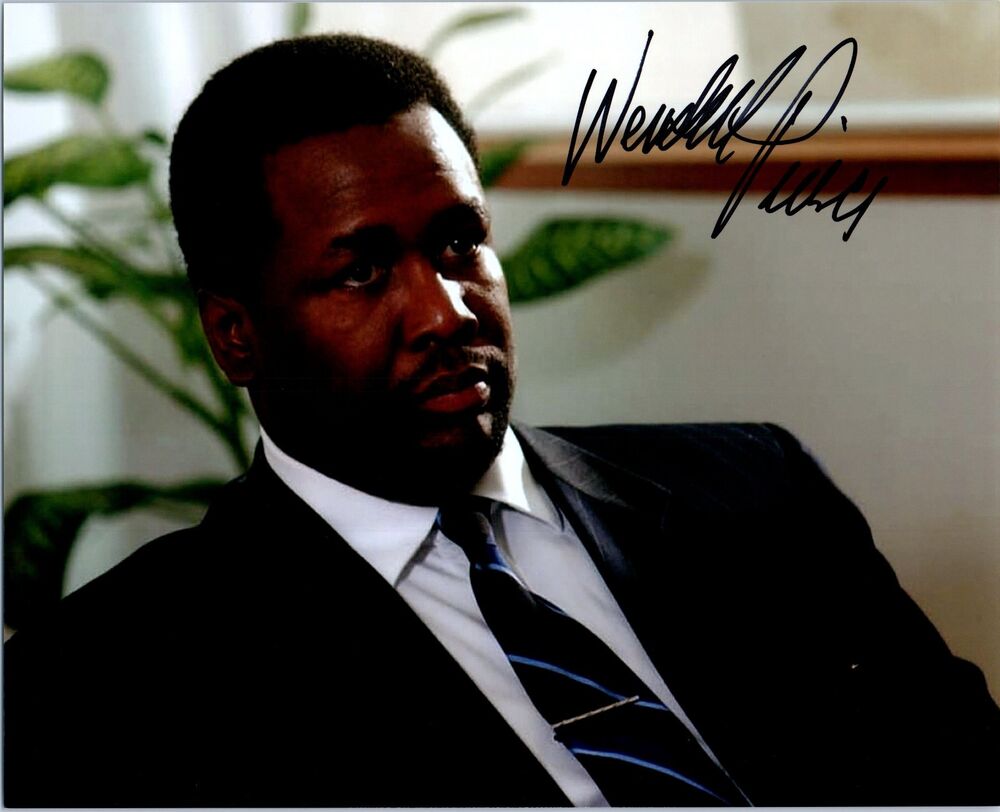 WENDELL PIERCE Signed Autographed THE WIRE 8X10 Photo Poster painting B