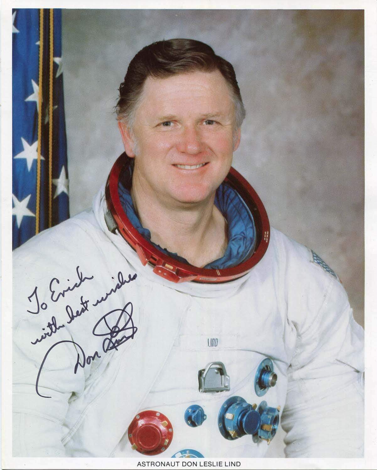 NASA ASTRONAUT Don L. Lind autograph, signed Photo Poster painting