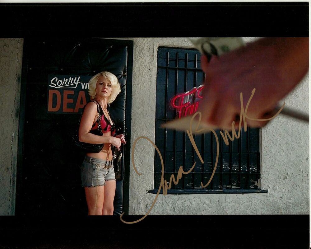 TARA BUCK hand-signed TRUE BLOOD 8x10 w/ uacc rd OUTSIDE FANGTASIA BAR proof