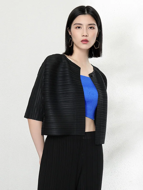 Casual Loose Half Sleeves Pleated Solid Color Outerwear