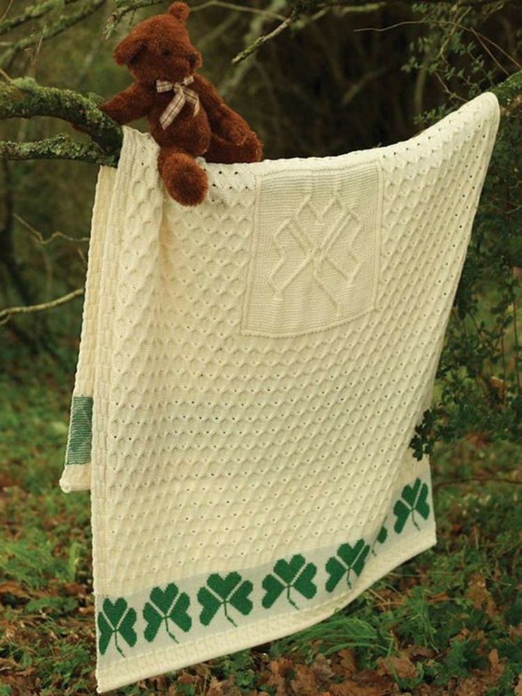 Comstylish Irish Clover Aran Sweater Textured Blanket