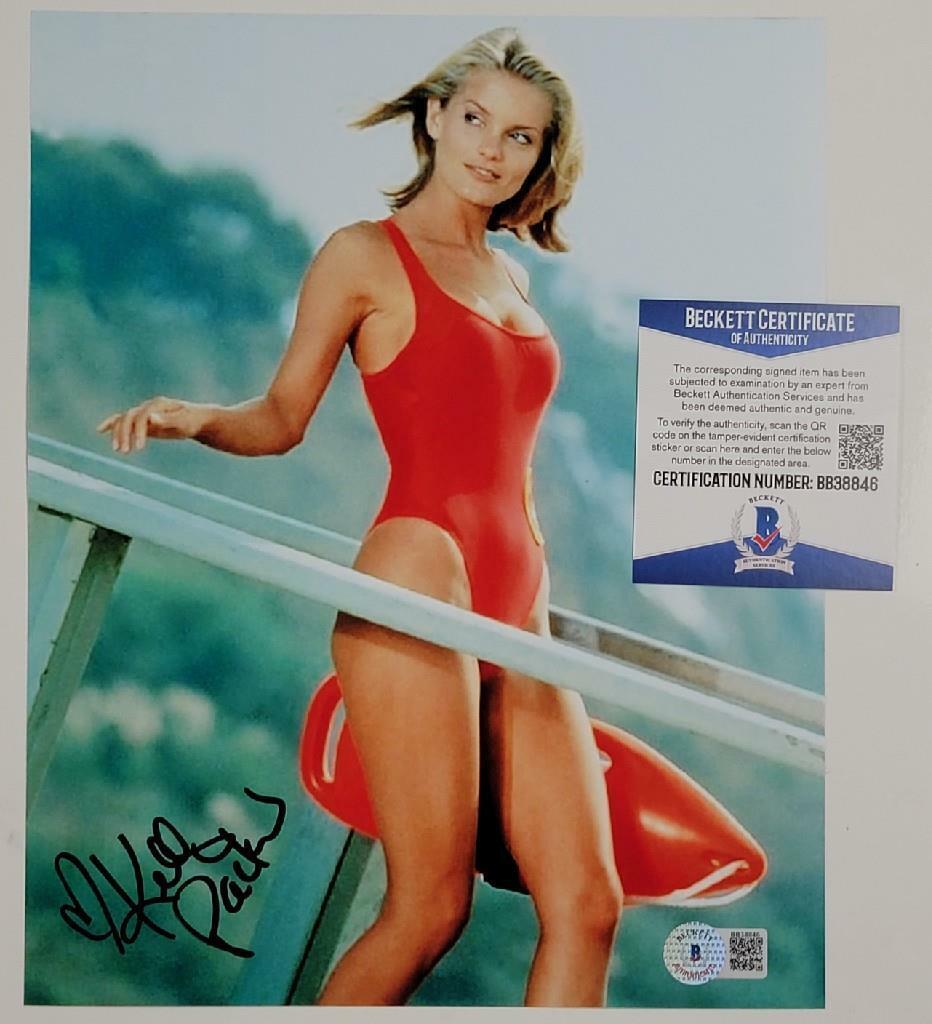 Kelly Packard signed Baywatch 8x10 Photo Poster painting Autograph (A) ~ Beckett BAS COA