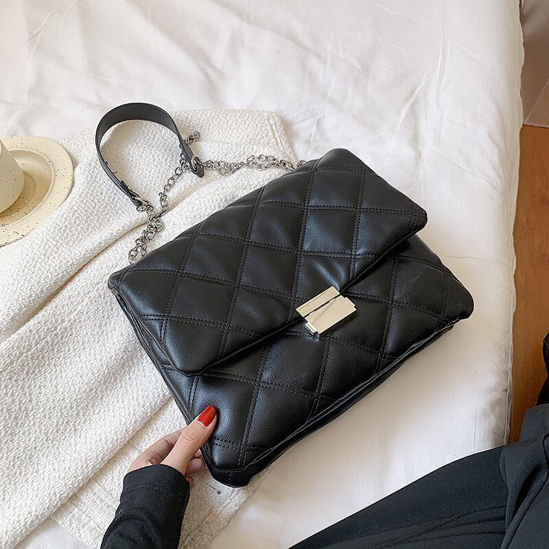 էѧӧܧ Vintage Classical Pu Leather Flap lock Crossbody Bags for Women 2021 Winter Designer Chain Shoulder Handbags