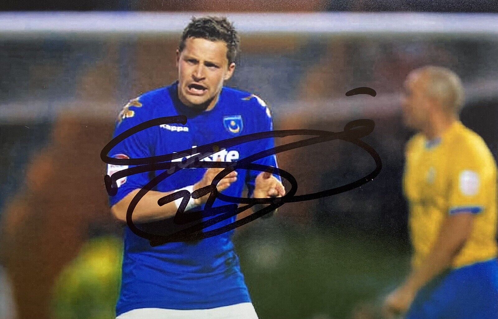 Chris Maguire Genuine Hand Signed Portsmouth 6X4 Photo Poster painting